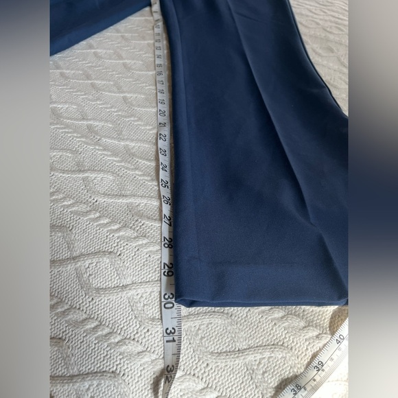 INC Navy Boot Leg Mid Rise Pants Trousers Women’s Size 10 - Picture 13 of 15